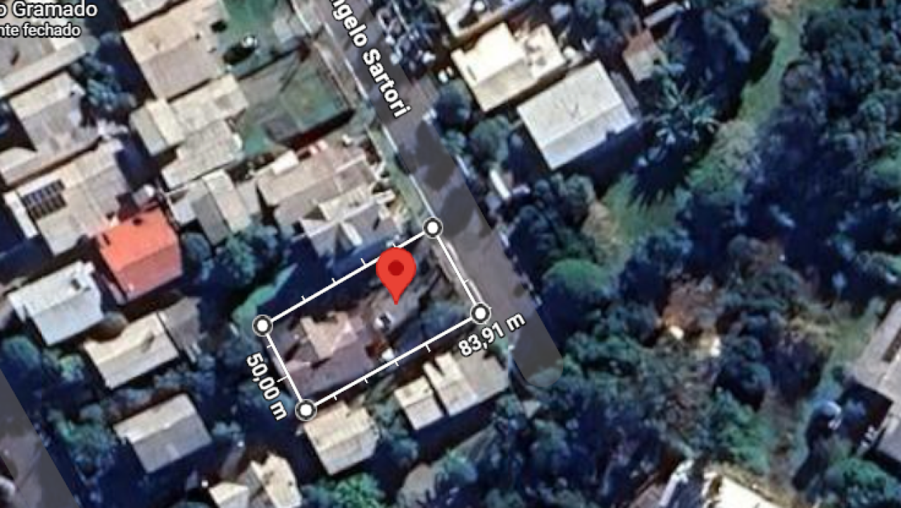 TERRENO DE 360m² LOCALIZADO NO LOTEAMENTO “VILA OLIMPICA” EM GRAMADO/RS, inscrito sob matrícula nº 13.665 do CRI de Gramado