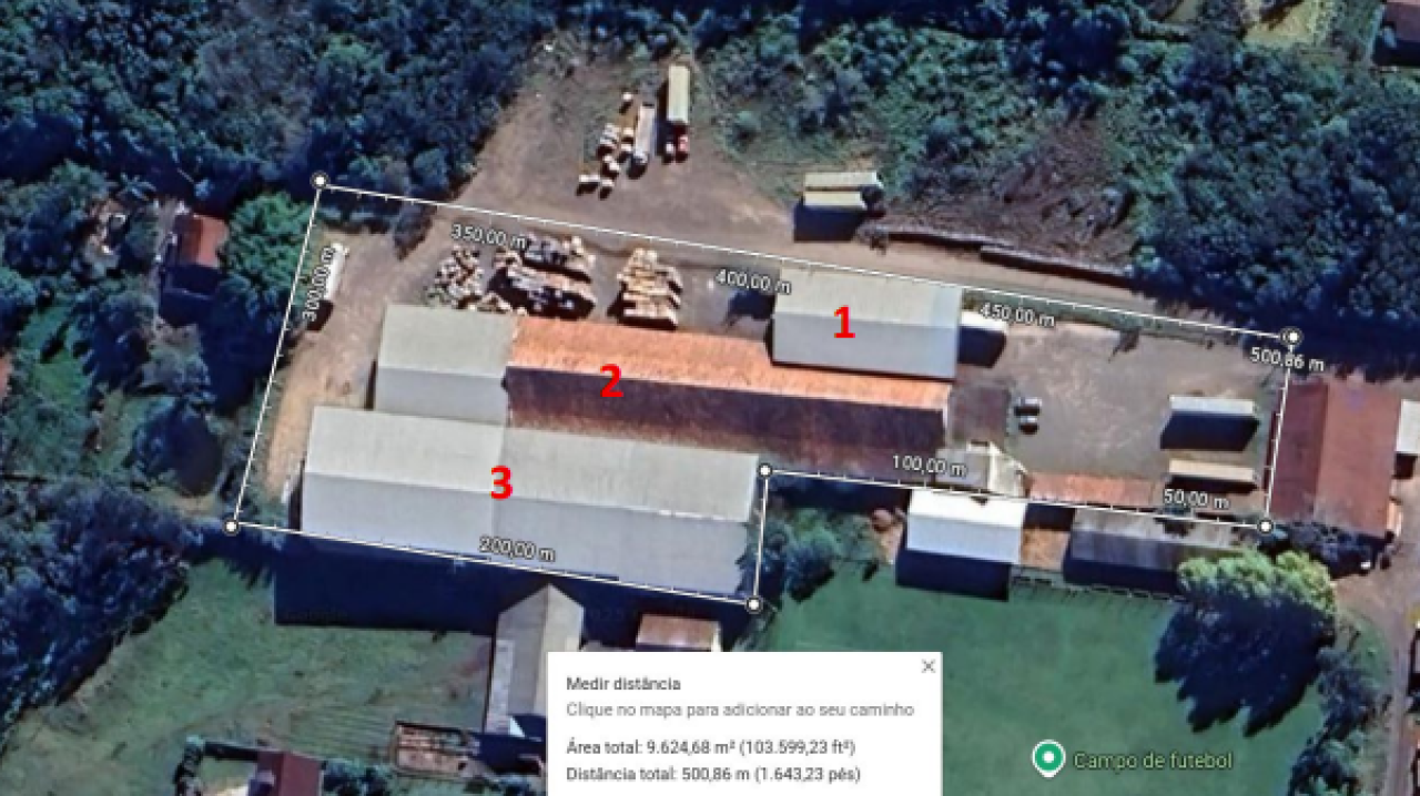 TERRENO COM TRÊS PAVILHÕES INDUSTRIAIS E ÁREA APROXIMADA DE 9.500M²